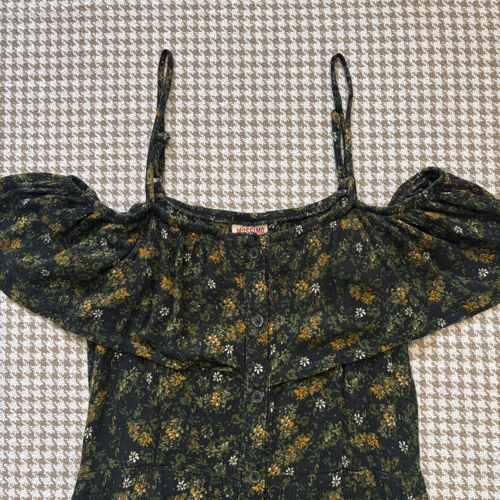 5/$15 | Mossimo | Floral Off the Shoulder Mini Dress - Picture 7 of 16